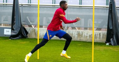 ديمبلى يعود لتدريبات برشلونة.. صور