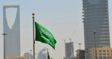 السعودية تحذر المواطنين من السفر لعدد من الدول دون إذن سابق بسبب تفشى كورونا