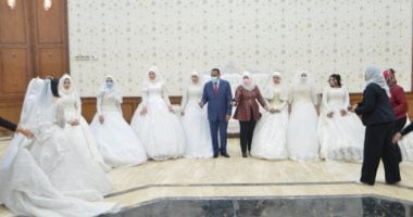 محافظ مطروح يشهد حفل زفاف جماعى لعدد من أبناء المحافظة.. فيديو وصور