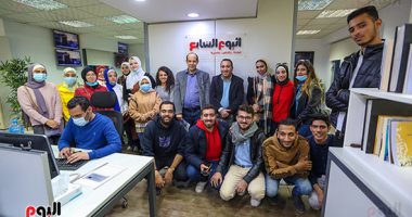 وفد المعهد الدولى العالى للإعلام فى زيارة لليوم السابع.. صور