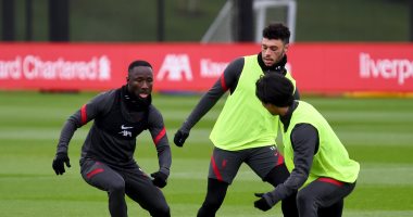 ليفربول يبدأ الاستعداد لمواجهة كريستال بالاس بمران خفيف للفرعون محمد صلاح.. صور