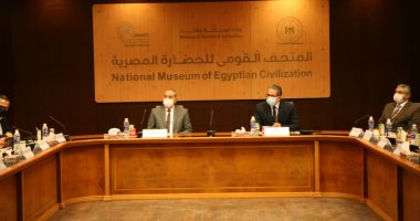 الطيران والسياحة يناقشان سبل دفع حركة السياحة الداخلية