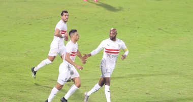 شيكابالا وعبد الله السعيد يستبدلان "القمصان" بعد تعادل الزمالك وبيراميدز