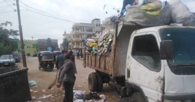 محافظ المنوفية: رفع 72 ألف و781 طن تراكمات قمامة خلال شهر .. صور