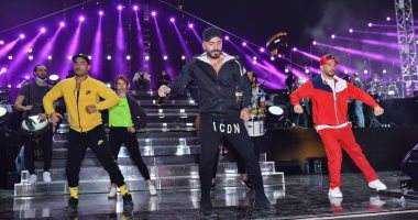 تامر حسنى يحيى حفل افتتاح مهرجان دبى اليوم