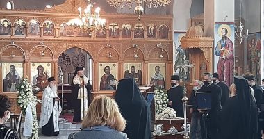 "الروم الأرثوذكس" تنهى صلاة الجناز ودفن مطران بورسعيد فى اليونان.. صور