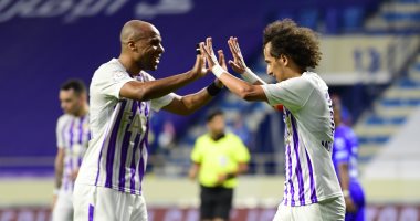 بـ10 لاعبين.. العين يستعيد الانتصارات في الدوري الإماراتي بثنائية ضد النصر.. فيديو