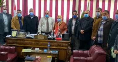 "زراعة القليوبية" تناقش مستجدات مشروع تحويل الرى بالغمر للتنقيط.. صور