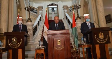 القاهرة تجدد انحيازها للقضية الفلسطينية.. وزراء خارجية مصر والأردن وفلسطين: دولة فلسطين قضيتنا المركزية.. المالكى: إسرائيل تمارس القمع والاستيطان.. الصفدى: نتطلع لسلام شامل.. وشكرى يطالب العالم بتحمل المسؤولية