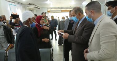 محافظ كفر الشيخ يتفقد المركز التكنولوجي.. ويناشد المواطنين بسرعة التصالح