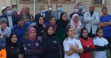 رئيس مدينة المنيا يقدم الدعم لفريق الكرة النسائية بعد الصعود للدورى الممتاز