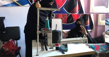 السيناوية "آمال" ترفع شعار "العمل شرف".. 40 عاما من التعامل مع ماكينة خياطة لتوفير اللقمة حلال.. وتؤكد: سعيدة لمشاركتى فى منظومة تختص بتوفير مصدر رزق لكثير من السيدات.. وتتمنى رحلة لحج بيت الله الحرام