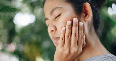 8 أسباب لشلل الوجه النصفى منها الأنفونزا B والحصبة 