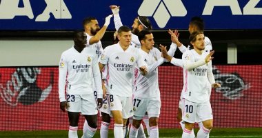 ريال مدريد يواصل انتصاراته فى الدورى الإسبانى بثلاثية ضد إيبار