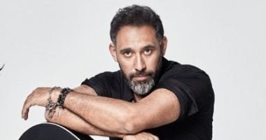 الظهور الأول للملحن عمرو مصطفى بعد إصابته بكورونا فى حفل زفاف نادر حمدى 