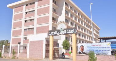 جامعة الوادى الجديد تستكمل انتخابات اتحاد طلاب الكليات وسط اجراءات احترازية