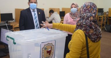 1004 طلاب وطالبات يخوضون انتخابات الجولة الأولى لاتحاد الطلاب بجامعة سوهاج
