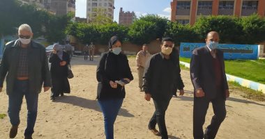 وفاة مدير مدرسة غرب الإسكندرية متأثرا بكورونا..والتعليم: تم التعقيم 