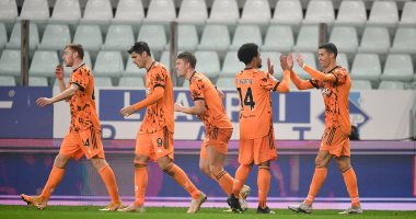 يوفنتوس يستضيف فيورنتينا لمواصلة مطاردة ميلان على صدارة الدوري الإيطالي
