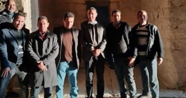 الفيوم تشهد ظهور الشمس وتعامدها على قدس الأقداس بمعبد قصر قارون.. صور