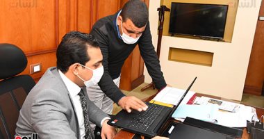 نائب محافظ قنا يتفقد أعمال إنشاء مجمع الخدمات المتكاملة بالقرى ضمن حياة كريمة