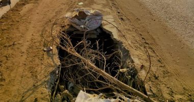 إغلاق كوبرى المعاهدة بكفر الزيات بسبب هبوط أرضى والبدء فى أعمال إصلاحه.. صور