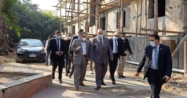 محافظ القاهرة يتفقد مستشفى الخليفة ويراجع مخزون الأدوية والمستلزمات الطبية