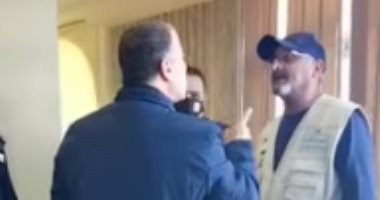 سيجارة تحت قبة البرلمان الأردني تشعل خلافا بين نائب ومصور صحفى