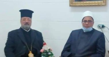 أوقاف دمياط تشارك الأخوة الأقباط الاحتفالات بعيد الميلاد المجيد