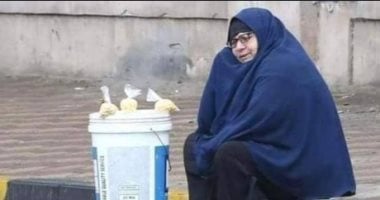 حصاد 2020.. 5 أشخاص تغيرت حياتهم بسبب لقطة.. من بائع الفريسكا لسيدة المطر