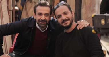 بيتر ميمي لـ كريم عبد العزيز : فخور جدًا بالعمل معك
