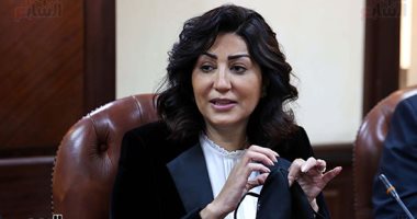 وفاء عامر تشكر المتحدة للخدمات الإعلامية لتنويرها سماء مصر خلال ليلة رأس السنة