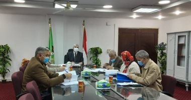 مياه المنيا تناقش دليل اجراءات العمل الموحد بالقطاع التجاري لمجابهة كورونا
