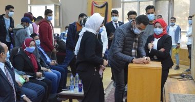 الطالب محمد حمادة رئيسا لاتحاد طلاب جامعة الفيوم.. صور
