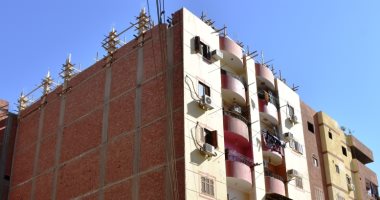محافظ أسوان يرصد مخالفة بناء فى أحد العقارات ويوجه بتحرير محضر‎ .. صور