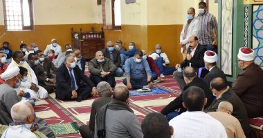 محافظ أسوان: حلول جذرية لمشاكل قرية أبو الريش أبرزها الصرف ومياه الشرب