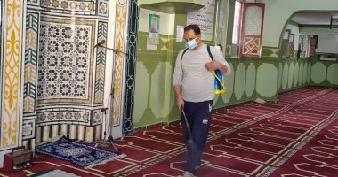 حملات تعقيم للمساجد والشوارع بالبحيرة للوقاية من كورونا.. صور
