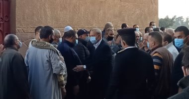 محافظ القليوبية ومدير الأمن يقدمان واجب العزاء لأسرة المستشار لاشين إبراهيم