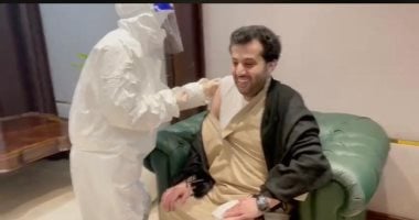 تركى آل الشيخ يتلقى لقاح كورونا: الحمد لله الأمور تمام ولم أشعر بأى شيء.. فيديو وصور