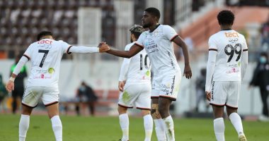 الشباب يستعيد انتصاراته فى الدوري السعودي بثلاثية أمام الباطن
