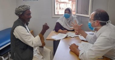 محافظ البحر الأحمر يؤكد الكشف الطبي على 2109 من أبناء الشلاتين وحلايب