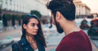 5 علامات بتقولك إن حبيبك مش جدير بالثقة.. مزاجى وبيكشف أسرار صحابه