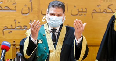 تأجيل محاكمة الإخوانى محمود عزت فى "اقتحام الحدود" لجلسة 26 يناير