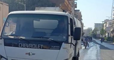حملة نظافة مكبرة وغسيل الأرصفة بشوارع حى جنوب مدينة الأقصر