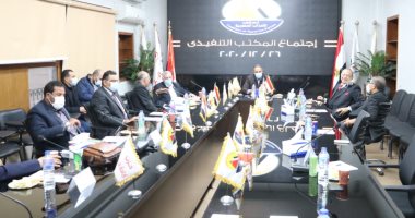 تحالف الأحزاب يستأنف اجتماعاته.. وتيسير مطر: لن نسمح باختطاف مصر مرة أخرى