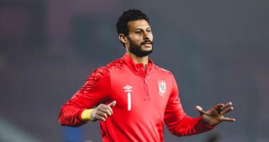 الشناوي يتألق فى التصدى لصاروخية سيسيه عن مرمى الأهلي.. فيديو
