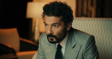 شاهد.. أناقة خالد النبوى فى أحدث جلسات التصوير.. والمعجبون: شكلك عالمى