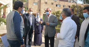 محافظ القليوبية يتابع جاهزية مستشفيات بنها وكفر شكر لمواجهة كورونا.. صور