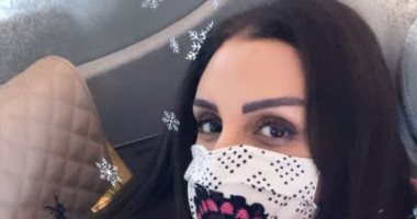 أنغام تشارك جمهورها بصورة من الطائرة فى طريقها للإمارات لإحياء حفل رأس السنة