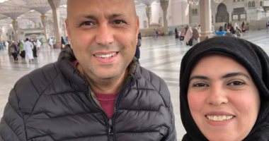 الفنان جمال يوسف مهنئا زوجته فى عيد ميلادها: أم أولادى وأمى الثانية